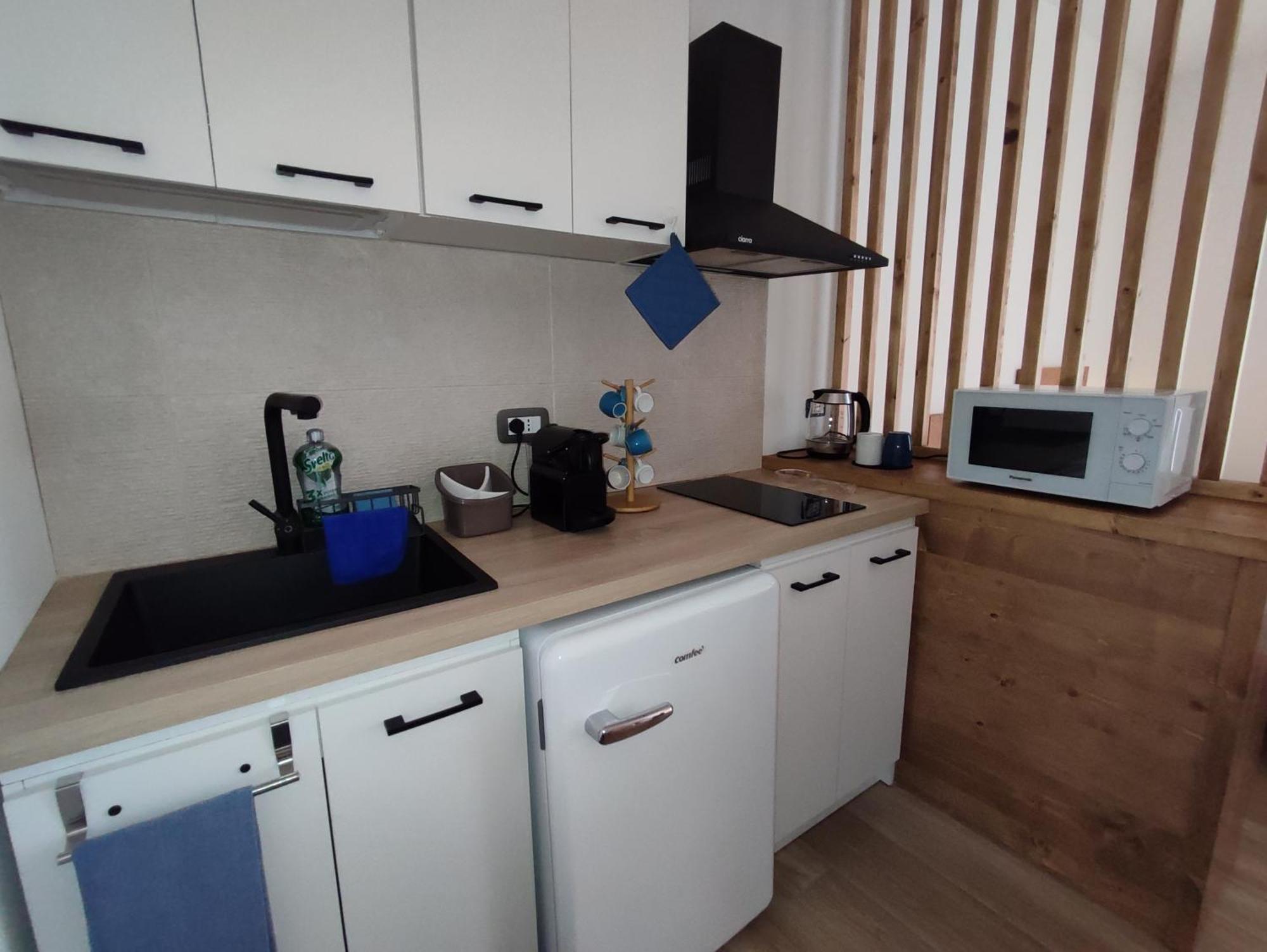 Pietra Bianca Bed & Breakfast คูโตรฟิอาโน ภายนอก รูปภาพ