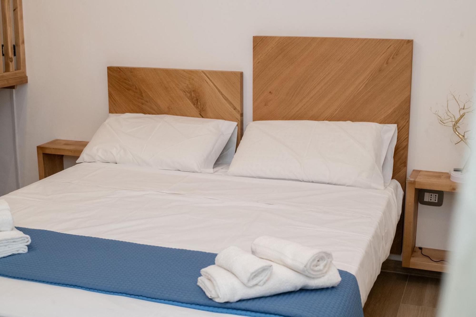 Pietra Bianca Bed & Breakfast คูโตรฟิอาโน ภายนอก รูปภาพ