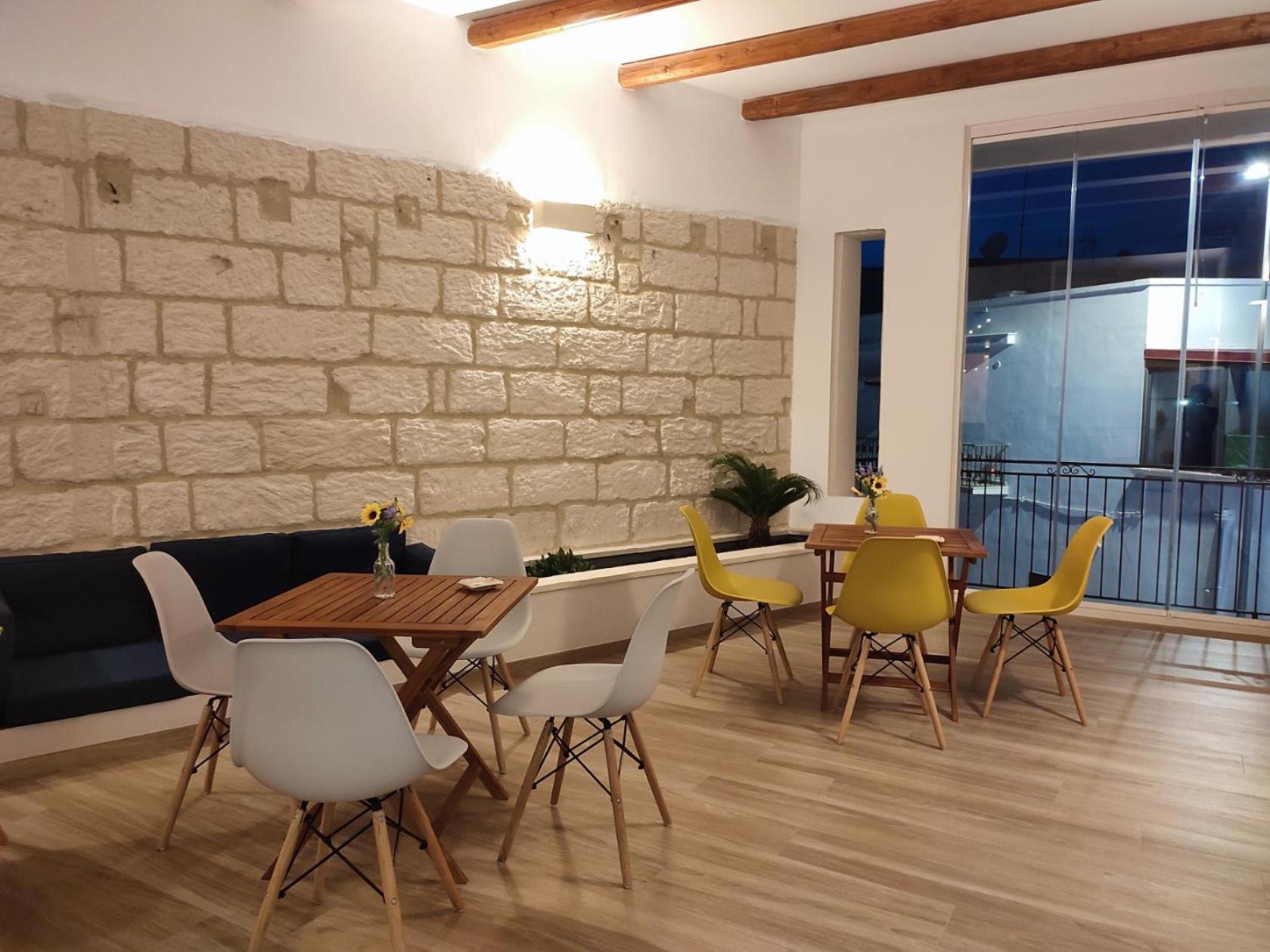 Pietra Bianca Bed & Breakfast คูโตรฟิอาโน ภายนอก รูปภาพ