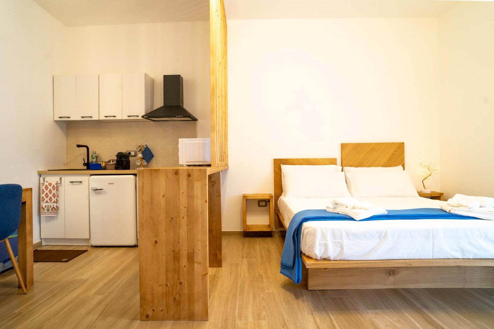 Pietra Bianca Bed & Breakfast คูโตรฟิอาโน ภายนอก รูปภาพ