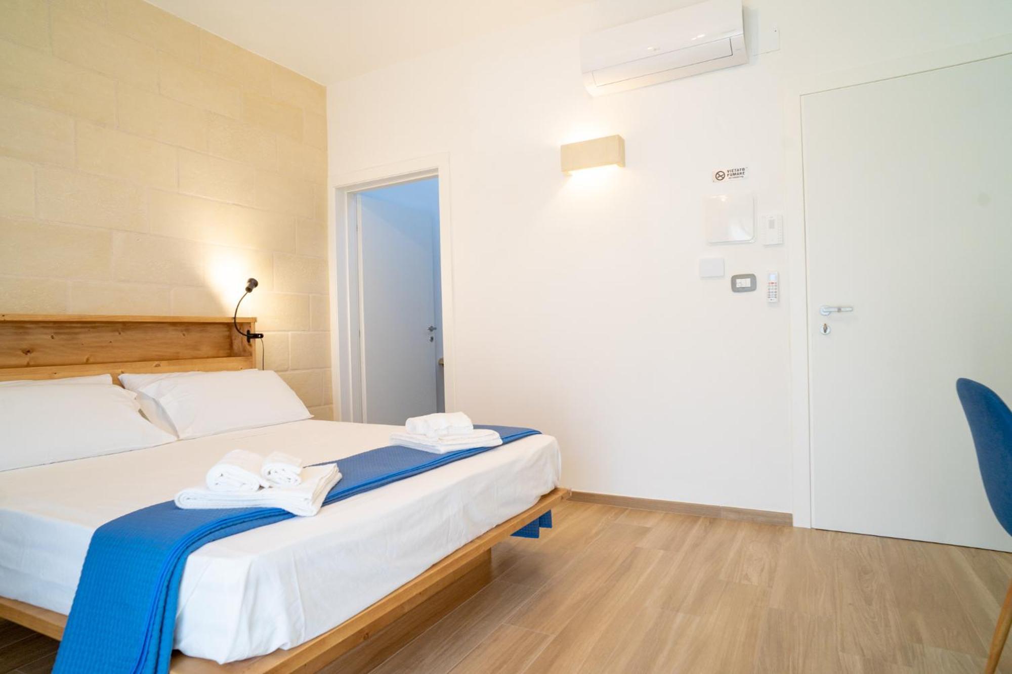 Pietra Bianca Bed & Breakfast คูโตรฟิอาโน ภายนอก รูปภาพ