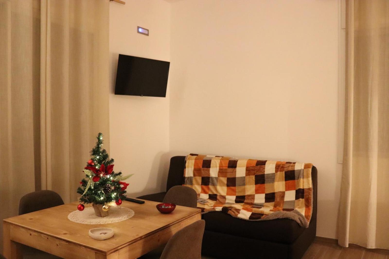 Pietra Bianca Bed & Breakfast คูโตรฟิอาโน ภายนอก รูปภาพ