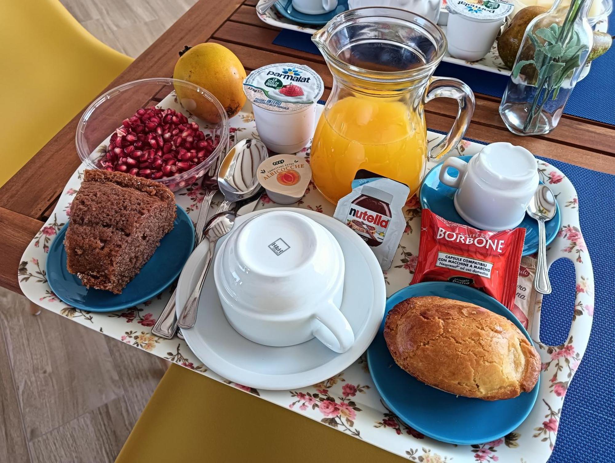 Pietra Bianca Bed & Breakfast คูโตรฟิอาโน ภายนอก รูปภาพ